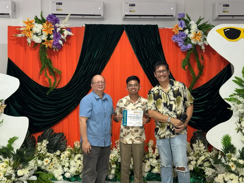 At the award ceremony — Auxiliare capstone project